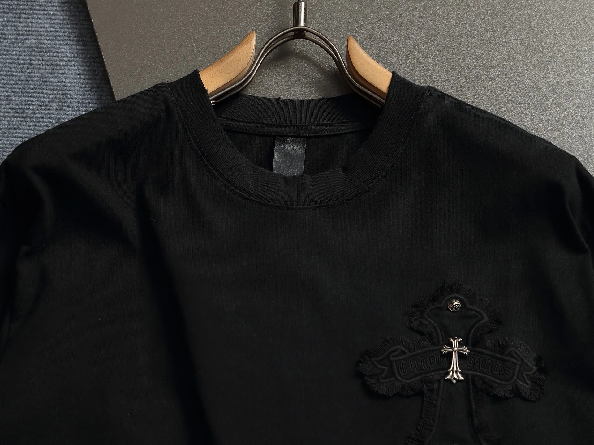 𝗖𝗵𝗿𝗼𝗺𝗲 𝗛𝗲𝗮𝗿𝘁𝘀/ 2026 New Arrival Original T 👑 ！ ！ ✟ ！ 👍 ✂️Quality , ！ 。 ： ➕100% 。Authentic ➕ ➕3D ➕ ： ！ ！ Authentic ！ Same Style ！ ：White Black Size：S-XL